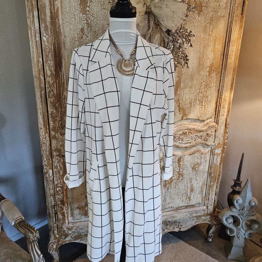 MELLODAY Monochrome Checkered Blazer - Picture 7 of 10